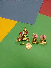 Rhinestone christmas tree brooche and earring set.