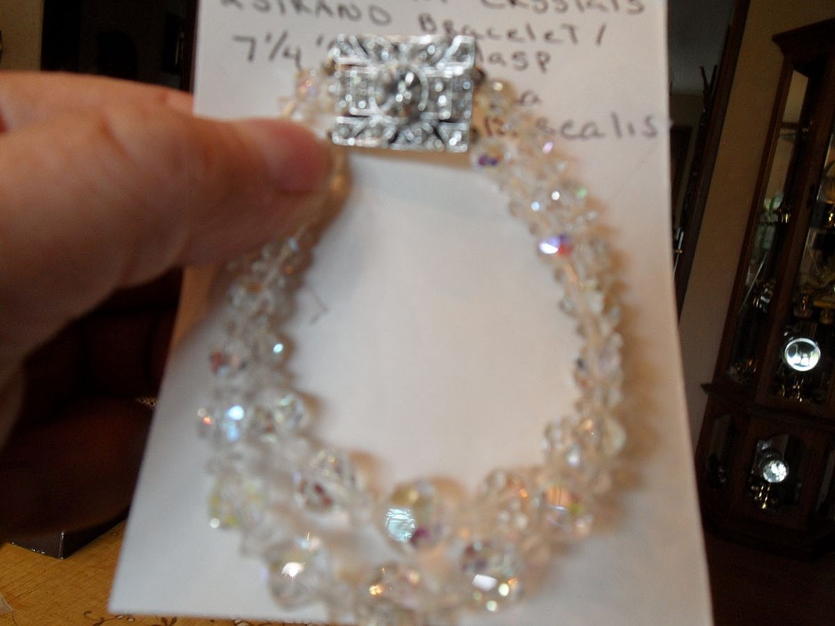 SWAROVSKI  AURORA BOREALIS CRYSTAL BRACELET
2 STRAND
LARGE CLASP 