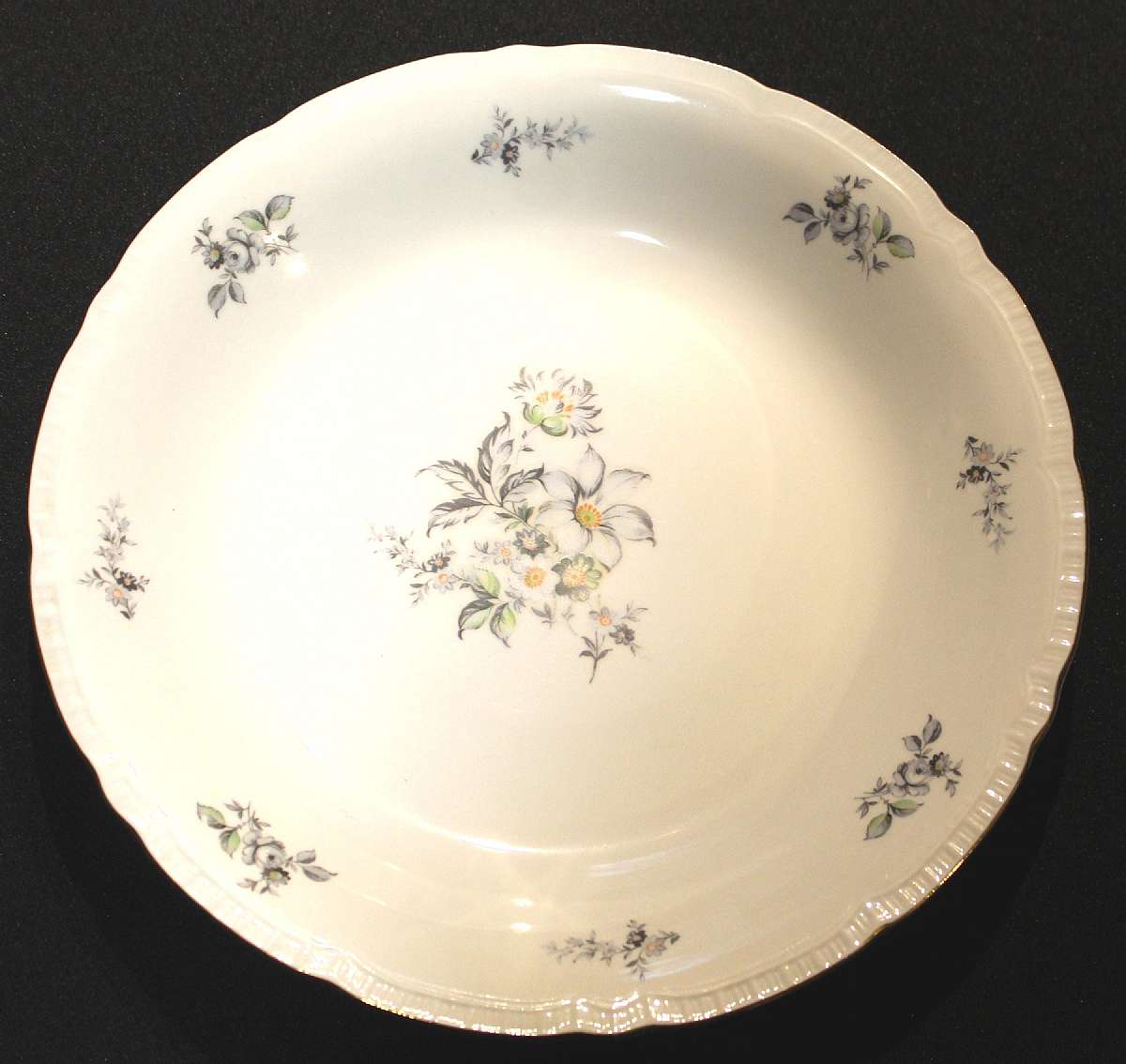 Up for sale is this Bohemia Ceramic Wild Flower Chop Plate Platter in excellent condition with no chips or cracks. The platter measure approx. 11 3/4 inches wide.Shipping Excludes: Alaska/Hawaii, US Protectorates, APO/FPO, PO BoxShipping Provided to the