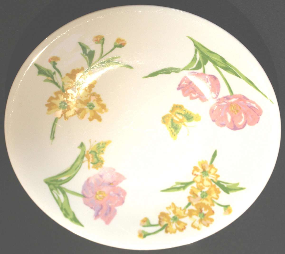 Up for sale is this Heinrich H & Co Selb Bavaria Germany Platter Pattern HC511. It measures approx. 13 inches wide. There are no chips or cracks.  Shipping Excludes: Alaska/Hawaii, US Protectorates, APO/FPO, PO BoxShipping Provided to the United Sta