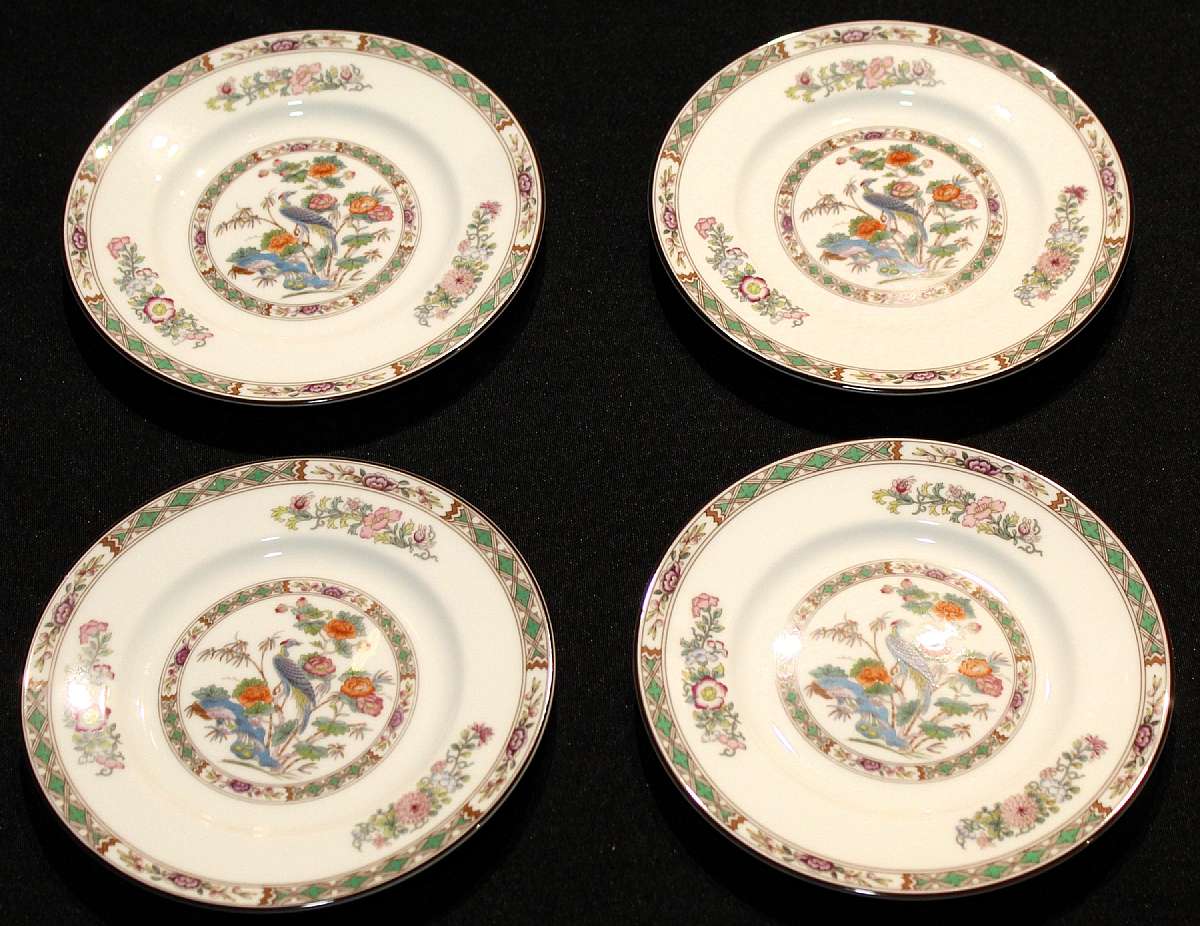 Up for sale are These Wedgwood Kutani Crane Set Of Four Bread Plates in excellent condition with no chips or cracks. The plates measure approx. 6"W.Shipping Excludes: Alaska/Hawaii, US Protectorates, APO/FPO, PO BoxShipping Provided to the United S