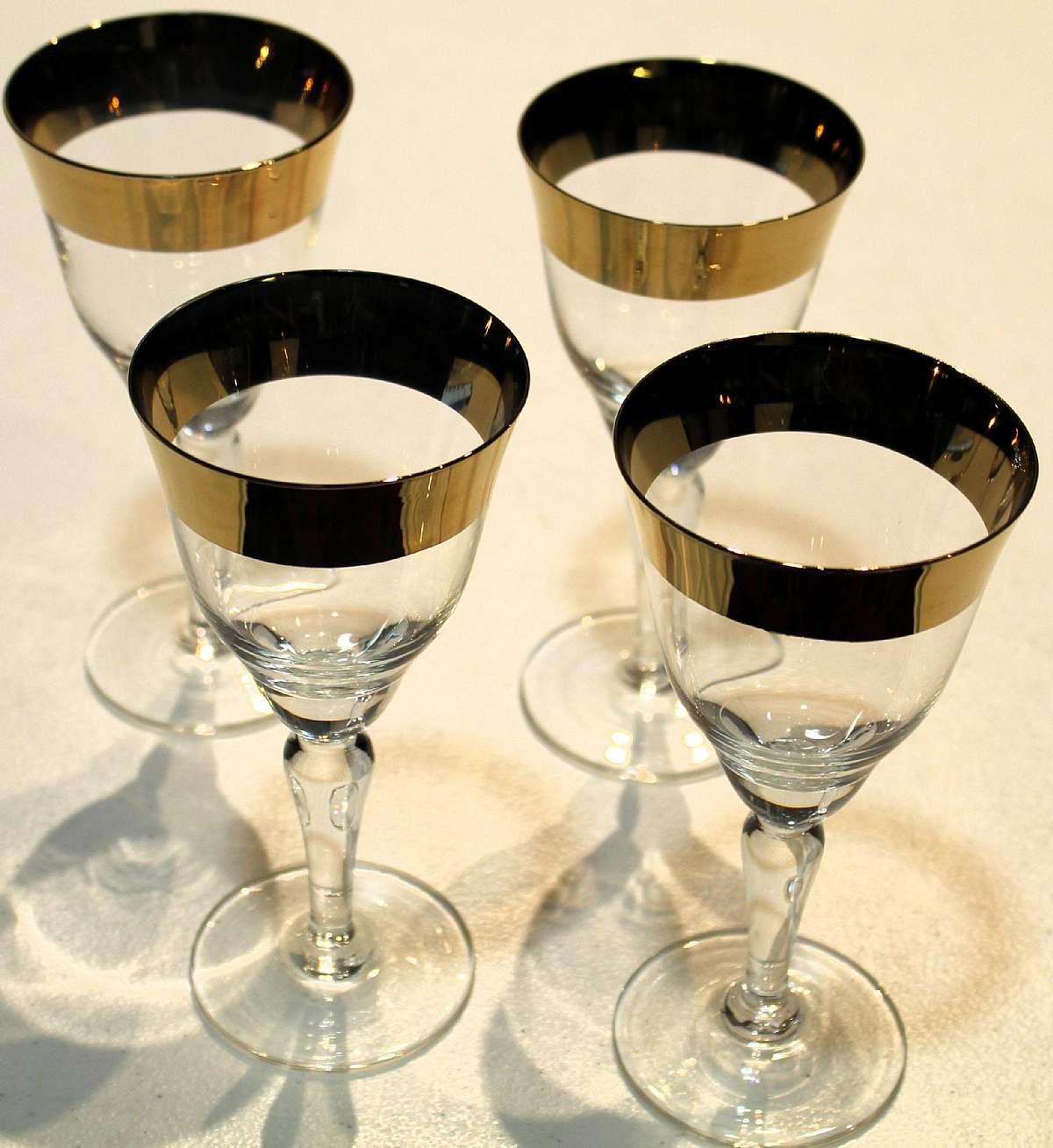 Up for sale are these Avitra Golden Set Of Four Wine Glasses in great condition with no chips or cracks. They measure approx. 6 3/8"T by 3"W.Shipping Excludes: Alaska/Hawaii, US Protectorates, APO/FPO, PO BoxShipping Provided to the United Sta