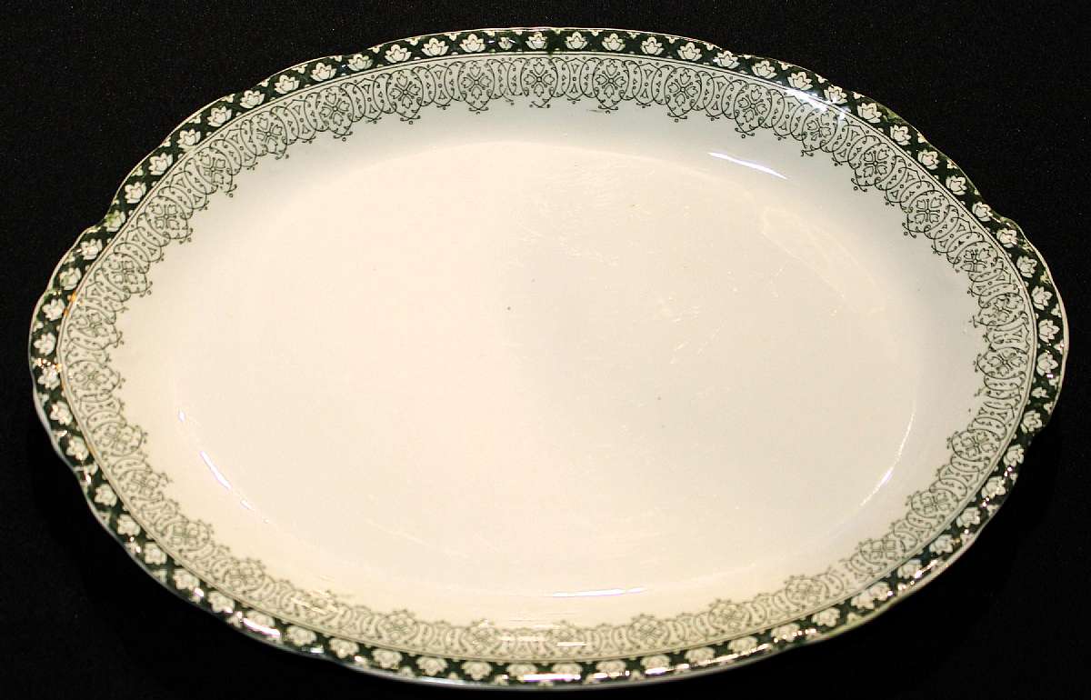 Up for sale is this Antique Mercer China Waldorf Platter in great condition with no chips or cracks. The Platter measure approx. 15 3/4"l by 11 1/4"W. Shipping Excludes: Alaska/Hawaii, US Protectorates, APO/FPO, PO BoxShipping Provided to the