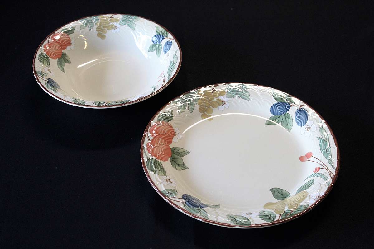 Up for sale are these Mikasa Fruits Collage Round Vegetable Bowl & Chop Platter in great condition with no chips or cracks. The Bowl measures approx. 10 1/4"W by 2 1/2"D and the platter is 12 1/4"W.   Shipping Excludes: Alaska/Hawaii,