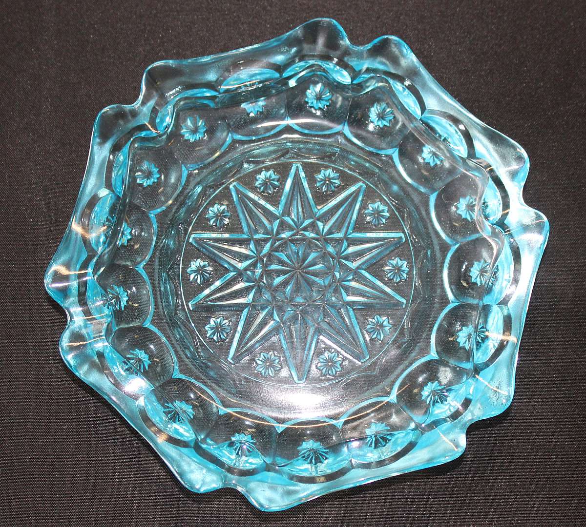 Up for sale is this Vintage Sapphire Blue Azure Moon & Star Bowl or Ashtray in great condition with no chips or cracks. Measure approx.  8 1/2" W by 1 1/2"D.Shipping Excludes: Alaska/Hawaii, US Protectorates, APO/FPO, PO BoxShipping Provid
