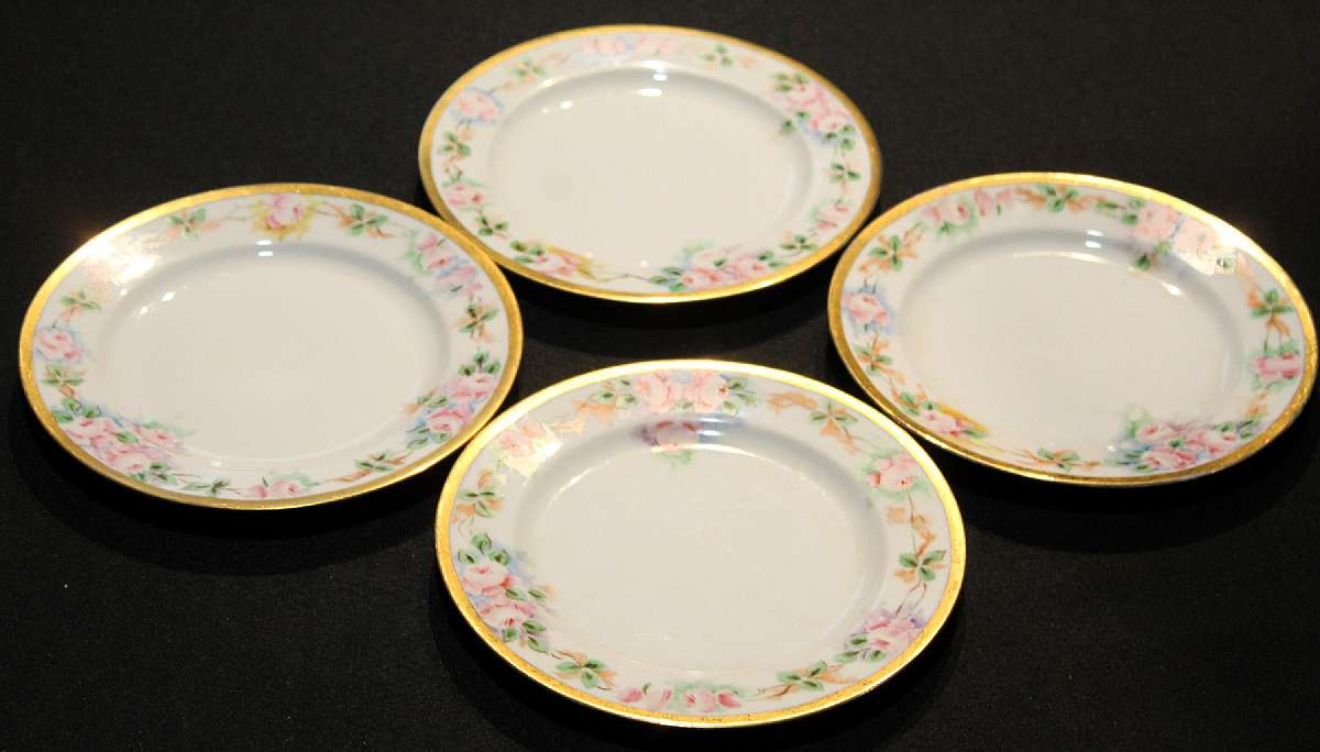 Up for sale is this Royal Bayreuth Antique Pink Rose Floral Set Of 4 Salad Plates in great condition with no chips, cracks or crazing. There is some Gold Wear. The plates measures approx. 7 5/8"W. This mark was used around 1902. Please see my other sales