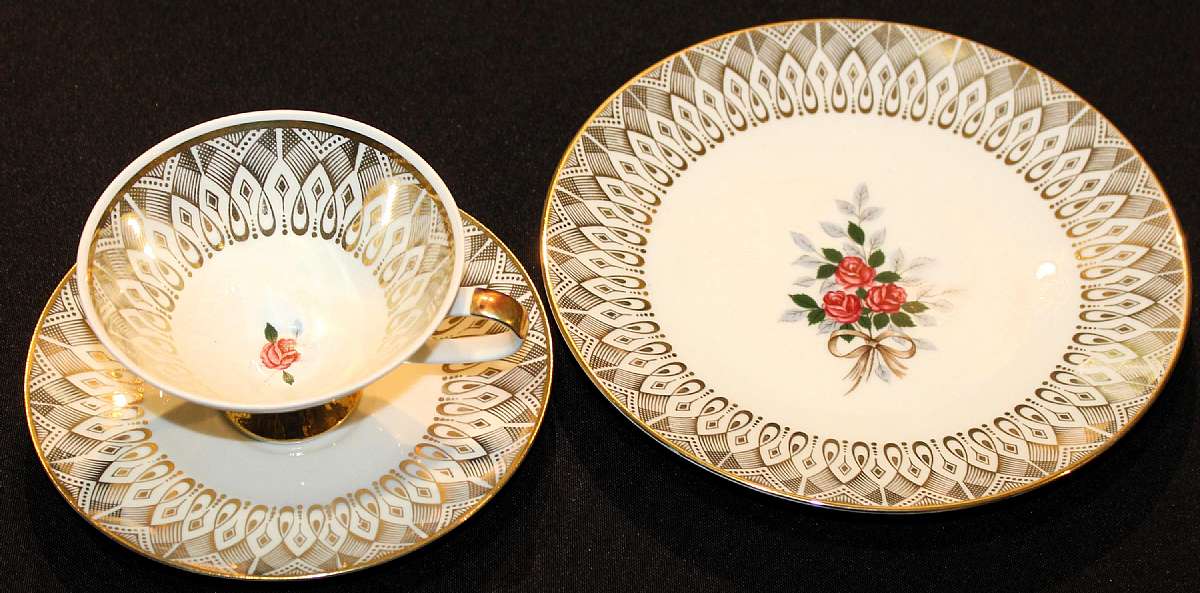Up for sale is this is this pretty, vintage Mitterteich Bavaria Footed Cup Saucer & Plate Trio featuring gilt highlighting and Roses.  Footed cup stands 2 1/2" tall, Saucer measures 6 in diameter & the plate is 7 3/4"W. Excellent conditi