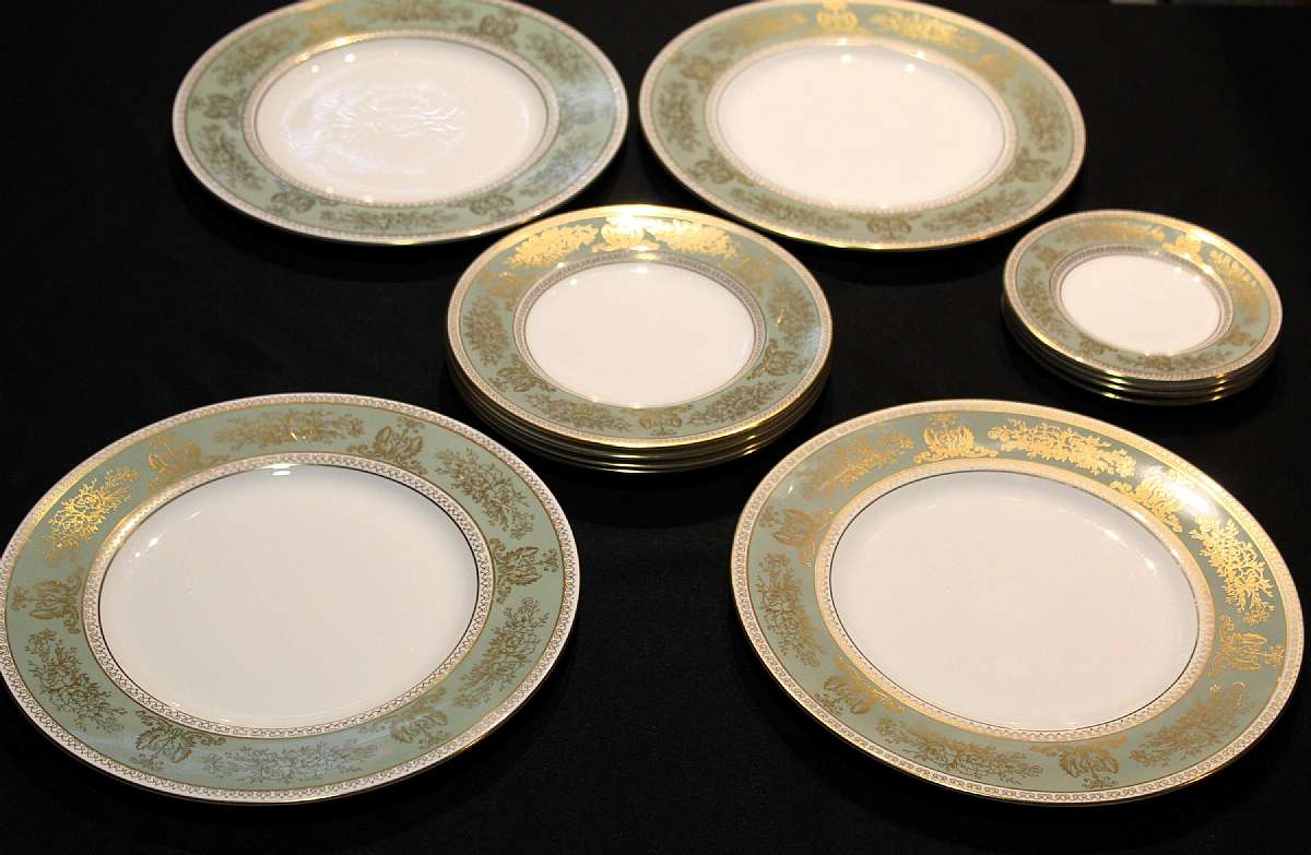 Up for sale are These Wedgwood Columbia Sage Green Set Of Four 10 3/4" Dinner Plates & Four 8" Salad & Four 6" Bread Plates In excellent condition with no chips or cracks. Shipping Excludes: Alaska/Hawaii, US Protectorates, APO/FPO